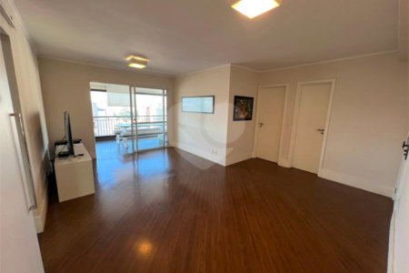 Apartamento à venda ou para alugar com 3 suítes em Santa Teresinha, São Paulo, SP
