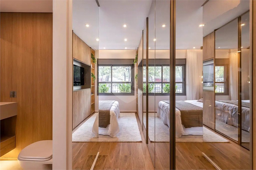 Apartamento à venda com 3 suítes em Vila Pirajussara, São Paulo, SP
