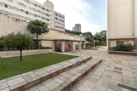 Apartamento à venda com 3 quartos, sendo 1 suíte,  em Vila Clementino, São Paulo, SP