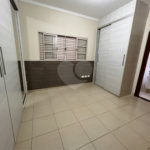Casa à venda com 3 quartos, sendo 1 suíte,  em Jardim Primaveril, Três Lagoas, MS