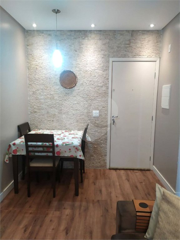 Apartamento à venda com 2 quartos em Jardim Ismênia, São José dos Campos, SP