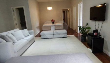 Casa Térrea à venda com 3 quartos, sendo 2 suítes,  em Horto, São Paulo, SP