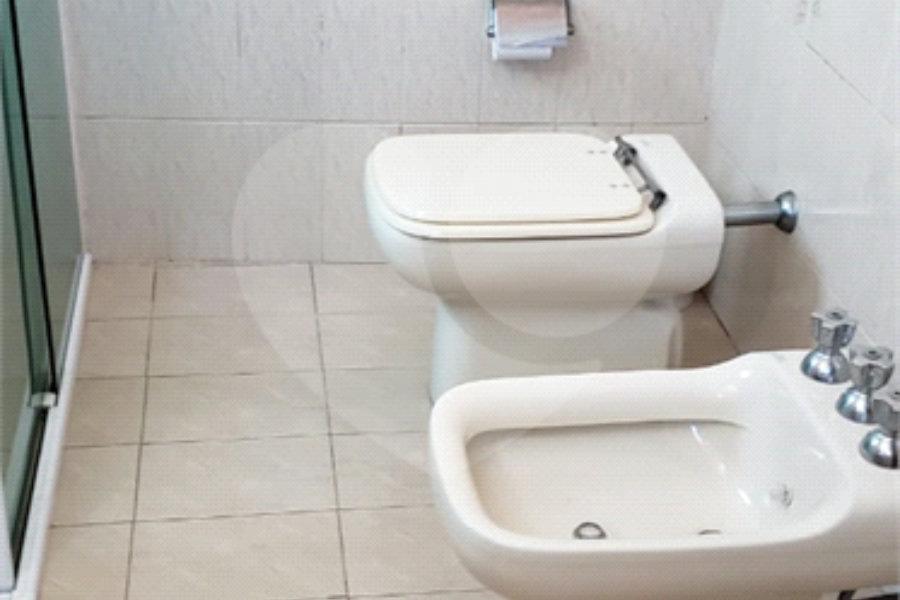 Sobrado à venda com 3 quartos, sendo 1 suíte, em Tremembé, São Paulo, SP