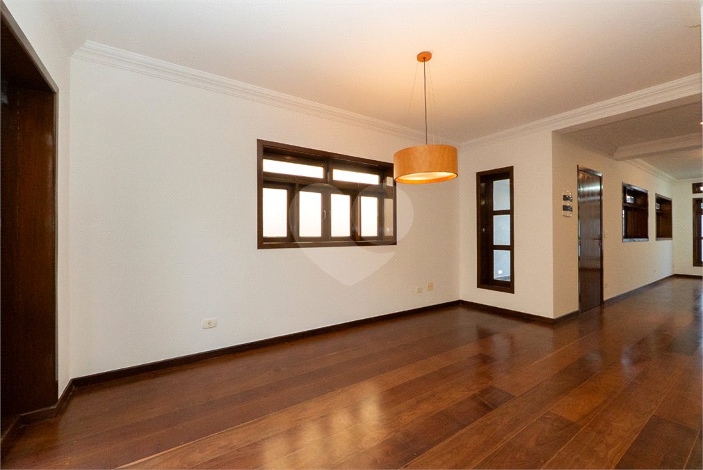 Casa de Vila à venda com 3 quartos, sendo 1 suíte, em Planalto Paulista, São Paulo, SP