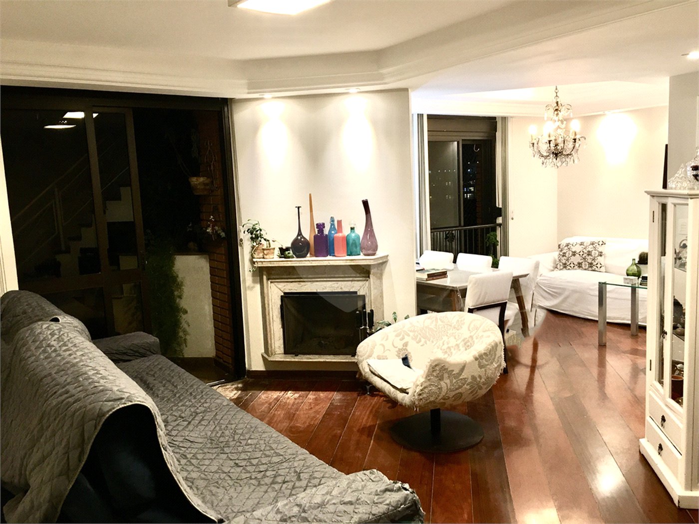 Apartamento à venda com 3 quartos, sendo 1 suíte,  em Vila Santo Estevão, São Paulo, SP