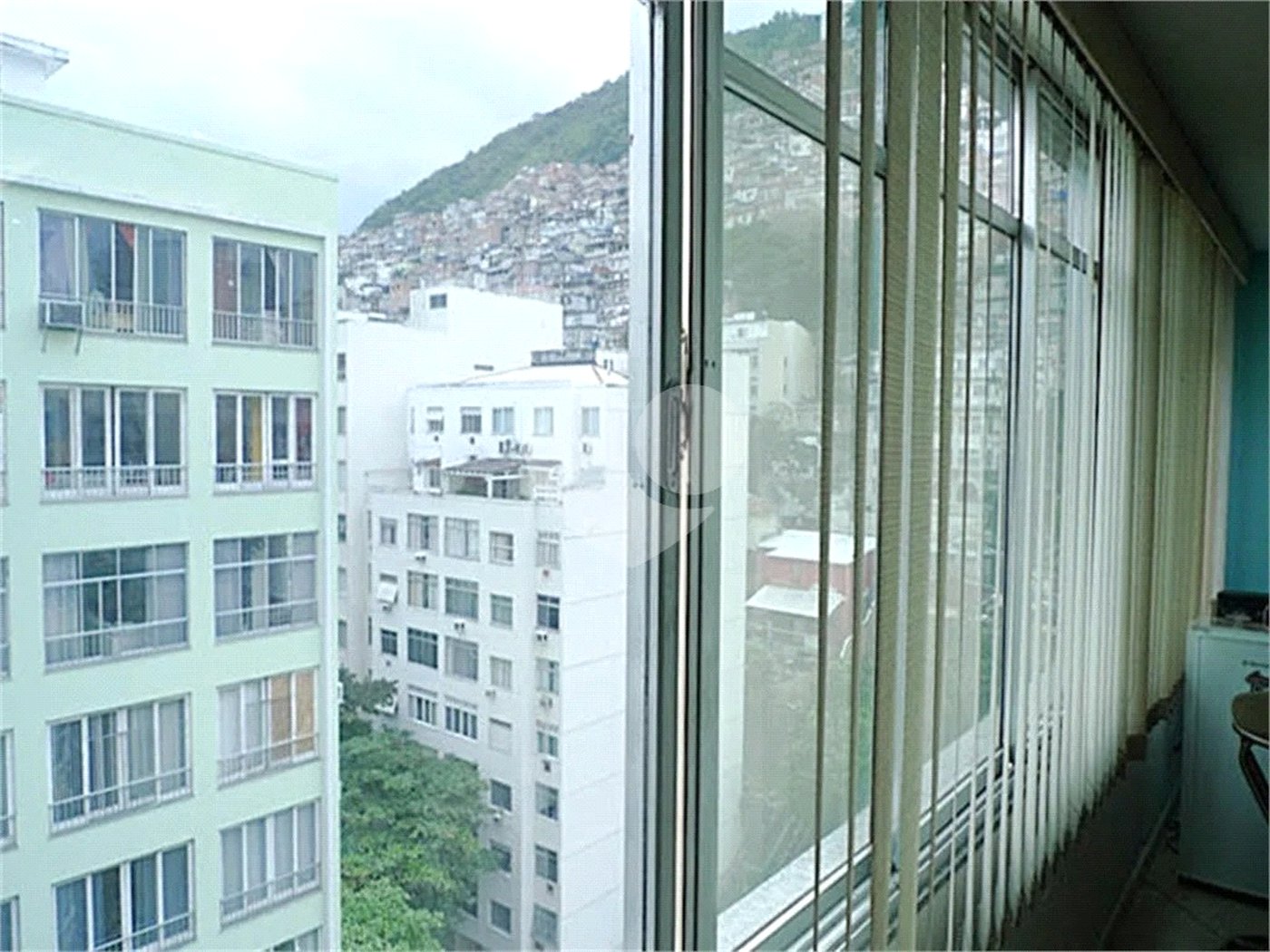 Apartamento à venda com 3 quartos, sendo 1 suíte, em Copacabana, Rio de Janeiro, RJ