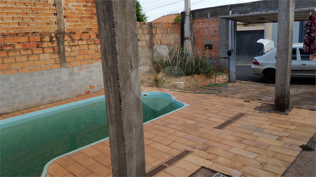 Casa à venda com 2 quartos, sendo 1 suíte, em Jardim Adalberto Frederico de Oliveira Roxo I, Araraquara, SP