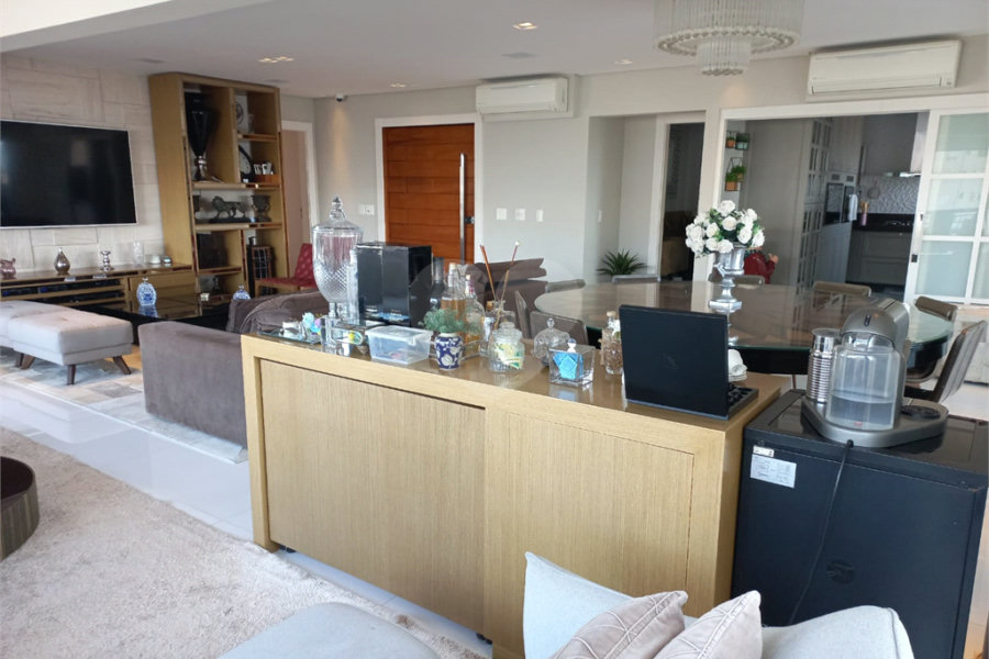 Apartamento à venda com 4 suítes em Santa Teresinha, São Paulo, SP