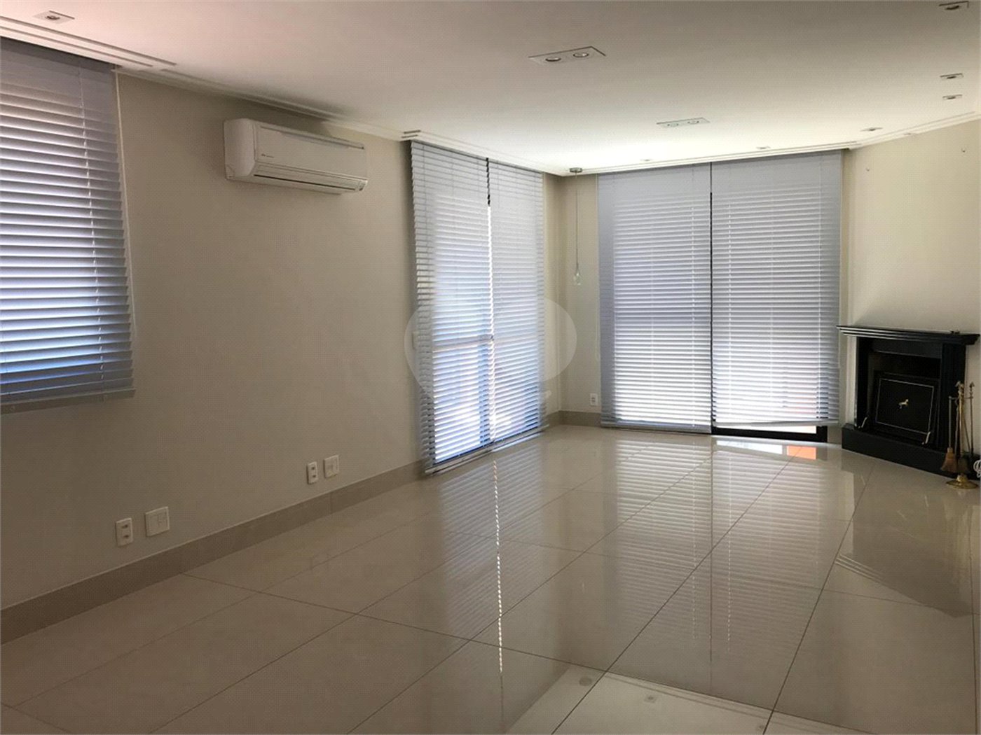 Apartamento à venda com 3 quartos, sendo 1 suíte, em Vila Andrade, São Paulo, SP