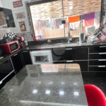 Sobrado à venda com 3 quartos, sendo 1 suíte,  em Jardim Modelo, Suzano, SP
