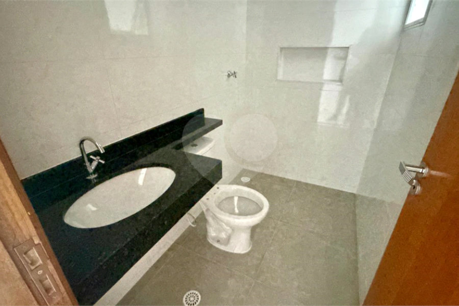 Sobrado à venda com 3 quartos, sendo 1 suíte, em Vila Isolina Mazzei, São Paulo, SP