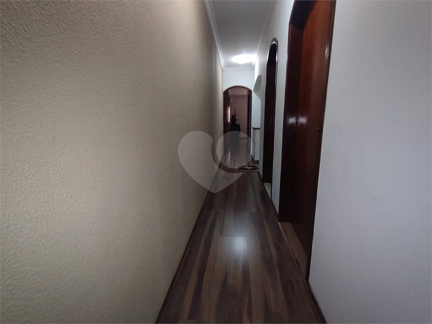 Sobrado à venda com 4 quartos, sendo 2 suítes, em Pedreira, São Paulo, SP