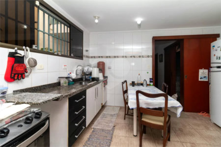 Casa à venda com 4 suítes em Vila Ipojuca, São Paulo, SP
