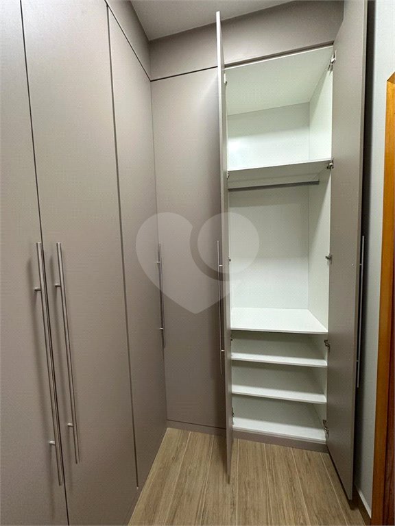 Casa à venda com 3 quartos, sendo 1 suíte,  no condomínio Lagos D Icaraí, Salto - SP