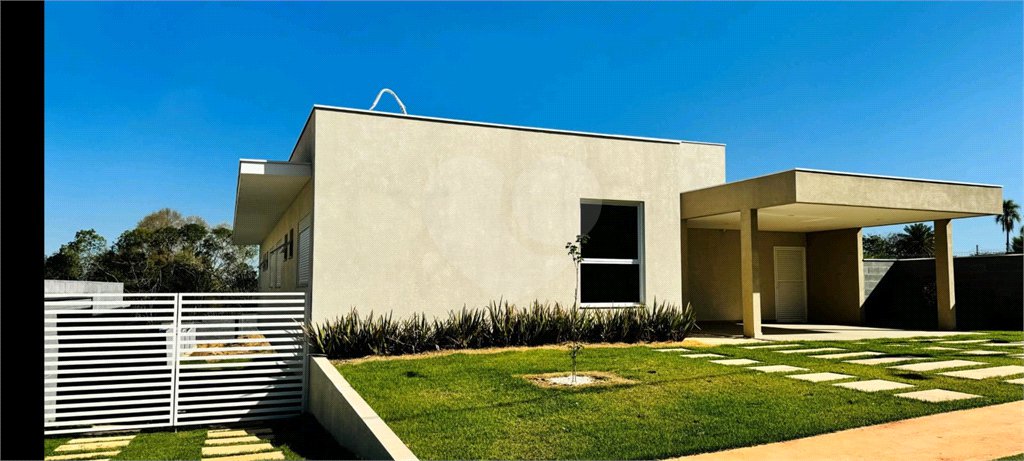 Casa à venda com 4 suítes no condomínio Residencial Fazenda São José, Salto de Pirapora - SP