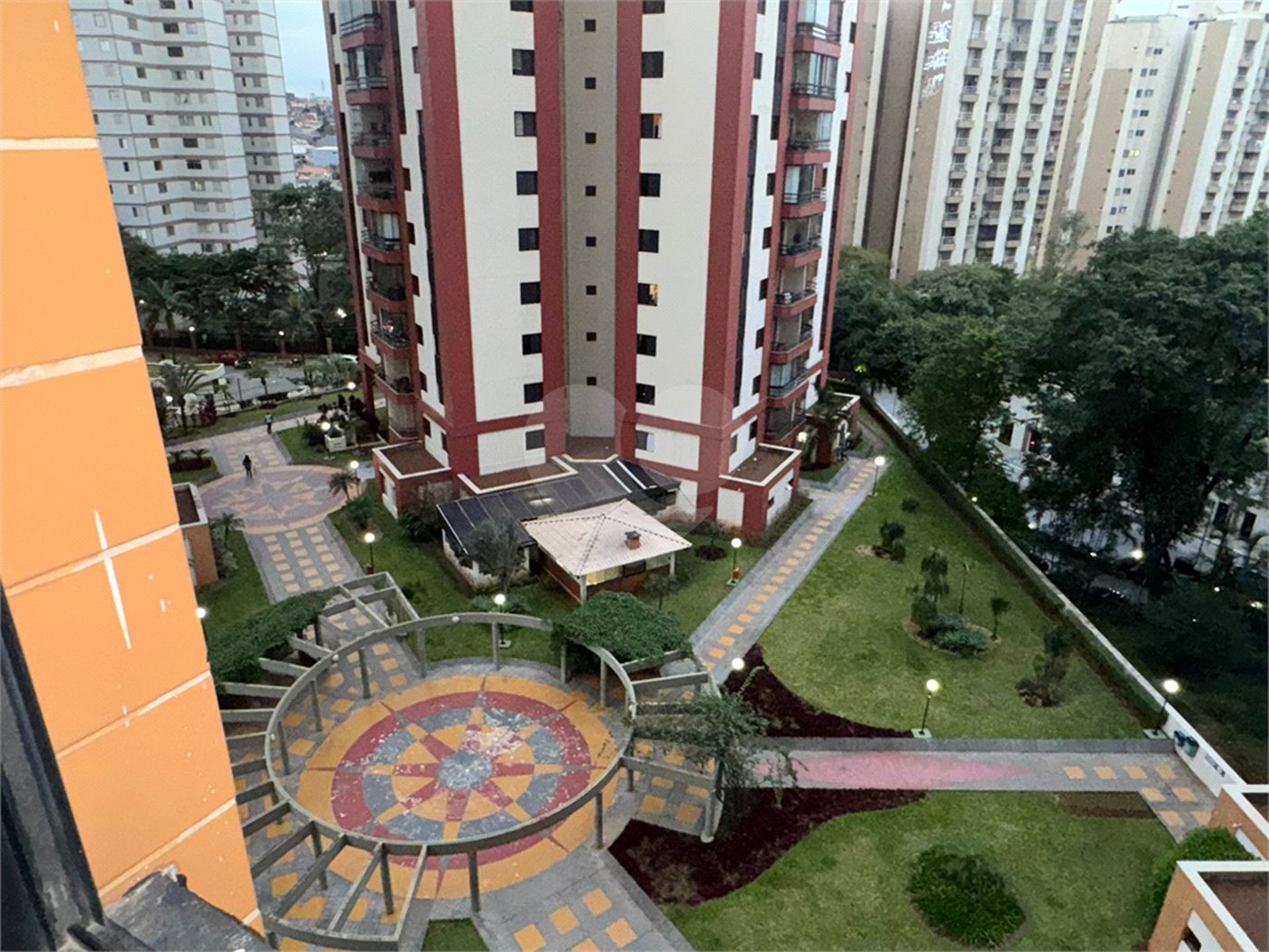 Apartamento para alugar com 2 quartos, sendo 1 suíte, em Jardim Íris, São Paulo, SP