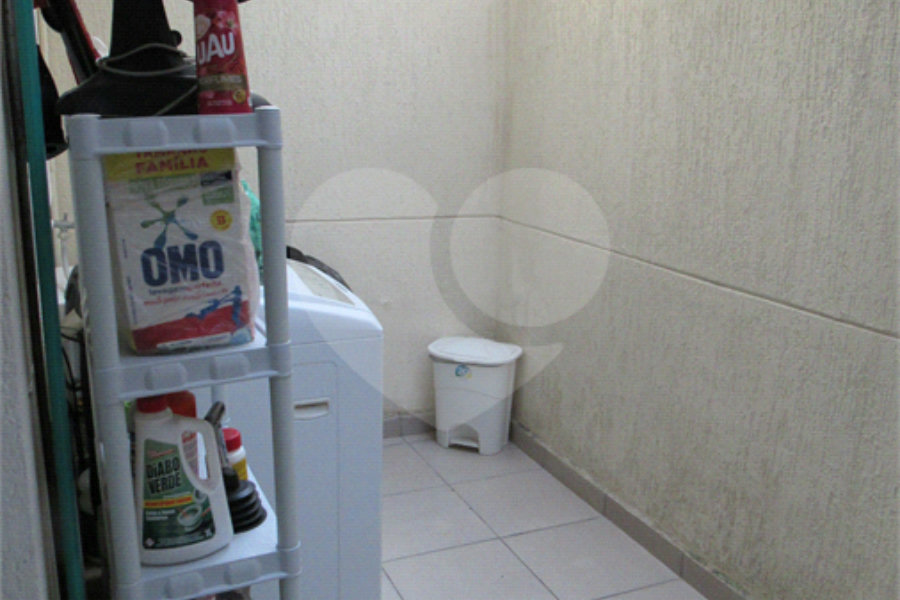 Casa à venda com 2 suítes no condomínio Real Residencial Julia, São Paulo - SP