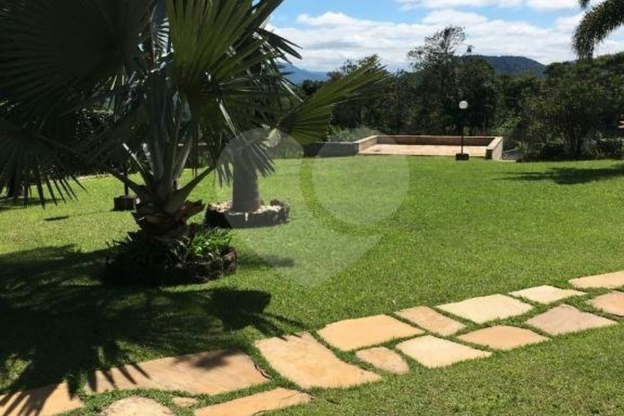 Casa à venda com 3 suítes no condomínio Alpes Caieras, Caieiras - SP