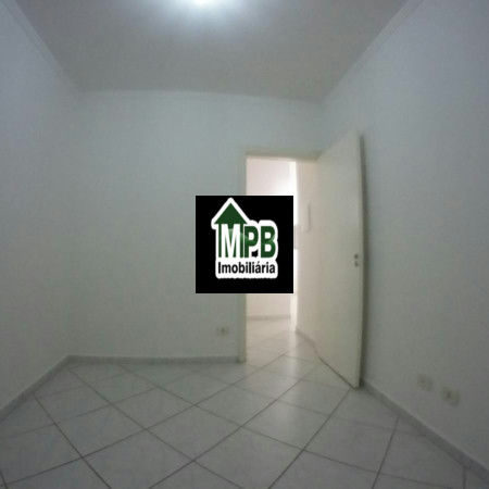 Casa à venda com 2 quartos, sendo 1 suíte, no condomínio Residencial Villaggio Victória, Sorocaba - SP