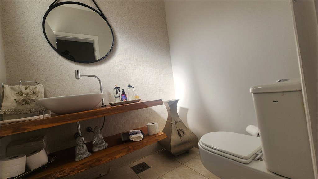 Casa à venda com 3 suítes no condomínio Vivendas do Lago, Sorocaba - SP