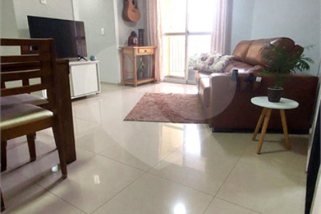 Apartamento à venda com 3 quartos, sendo 1 suíte, em Sítio Pinheirinho, São Paulo, SP