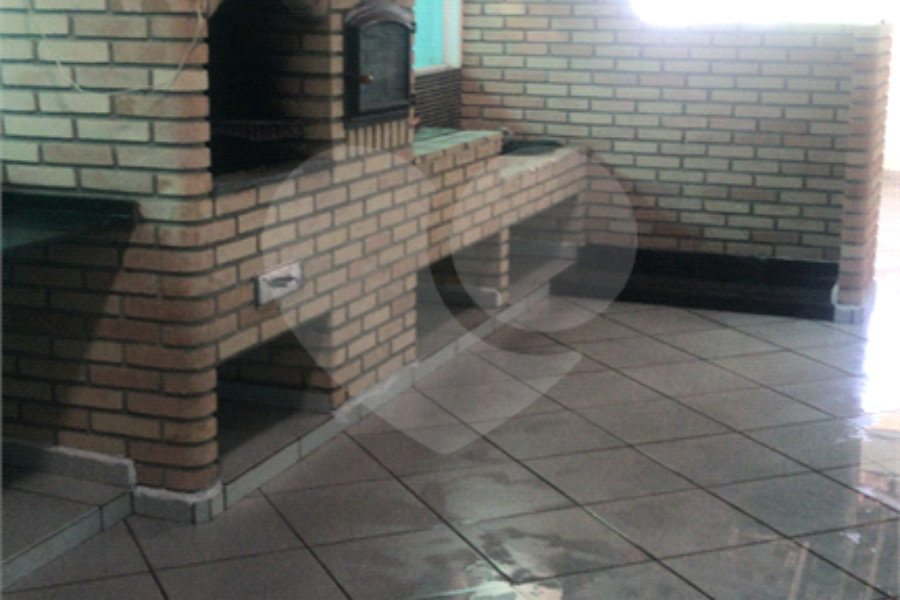 Sobrado à venda com 3 quartos, sendo 2 suítes, em Tremembé, São Paulo, SP