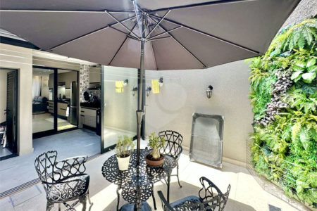 Casa à venda com 2 suítes no condomínio Gran Loft, Cotia - SP