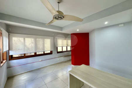 Casa à venda com 4 quartos, sendo 2 suítes,  no condomínio São Paulo Ii, Cotia - SP