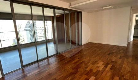 Apartamento à venda com 3 suítes em Vila Olímpia, São Paulo, SP