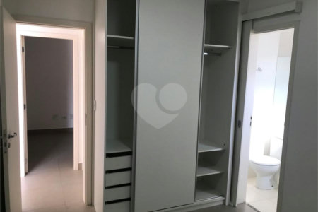 Aconchegante Apto na Saúde c/2 Quartos/1 Suíte/2 Vagas na garagem