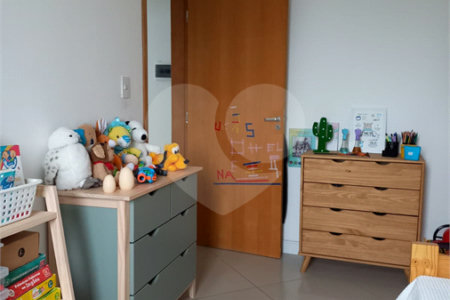 Sobrado à venda com 3 quartos, sendo 1 suíte, em Jordanópolis, São Bernardo do Campo, SP