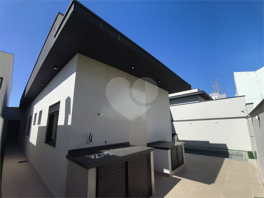 Casa à venda com 3 suítes no condomínio Campos do Conde I e II, Sorocaba - SP