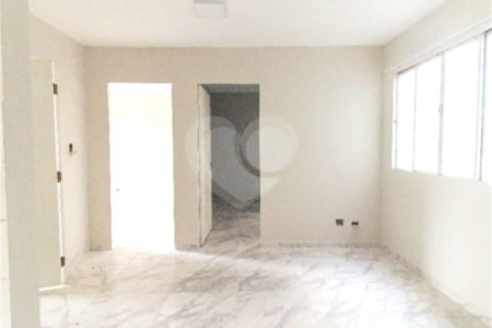 Apartamento à venda com 2 quartos em Conjunto Residencial José Bonifácio, São Paulo, SP