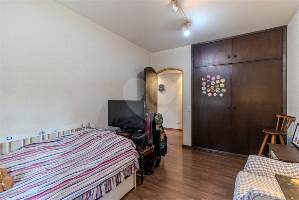 Apartamento à venda com 3 quartos, sendo 1 suíte,  em Granja Julieta, São Paulo, SP