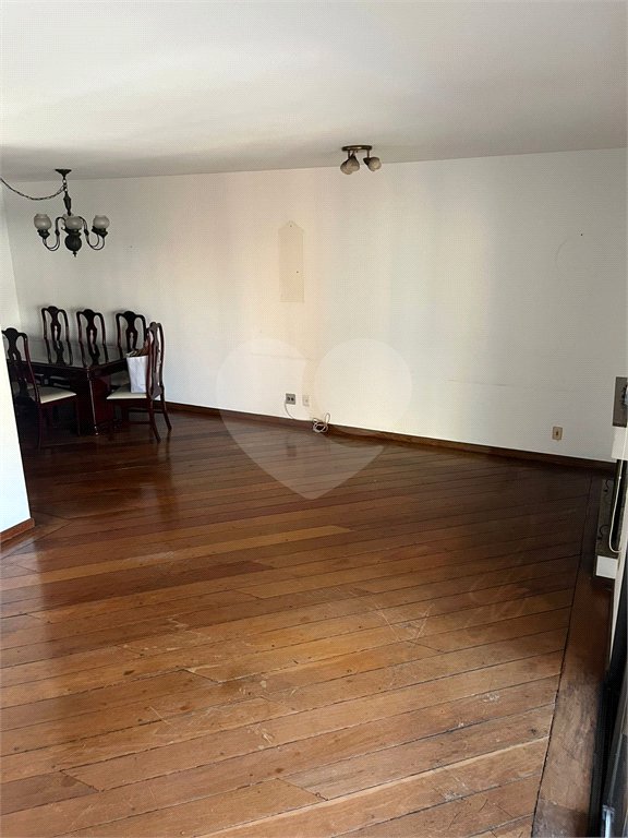 Apartamento à venda com 4 suítes em Vila Uberabinha, São Paulo, SP