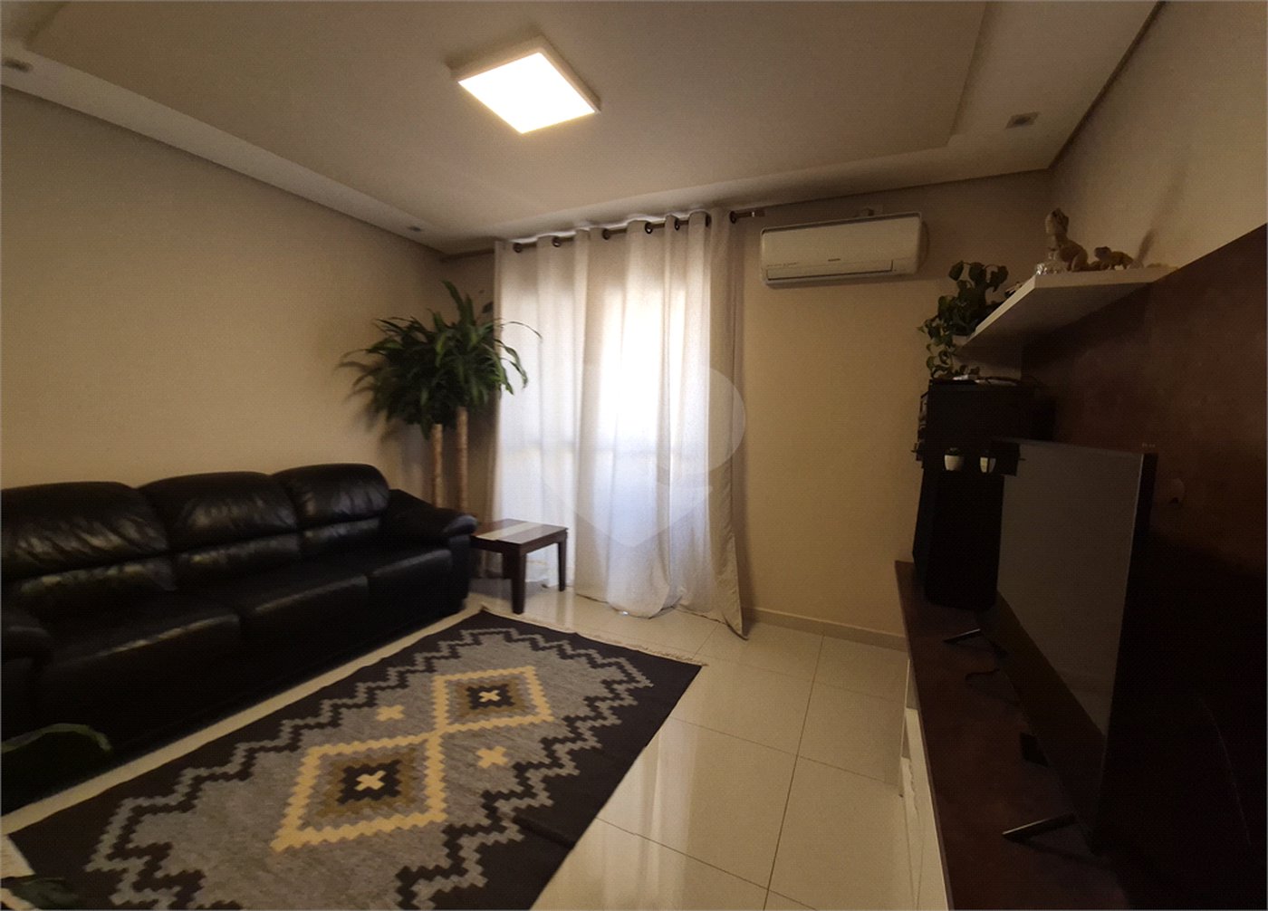 Apartamento à venda com 3 quartos, sendo 1 suíte,  em Vila Jardini, Sorocaba, SP