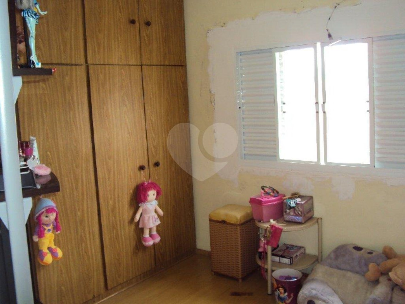 Sobrado à venda com 3 quartos, sendo 1 suíte, em Parque Peruche, São Paulo, SP