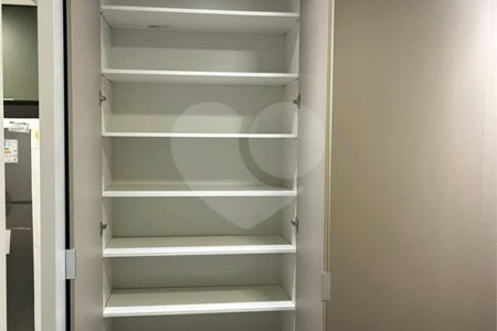 Apartamento mobiliado, 1 quarto, para locação no Alto da Boa Vista