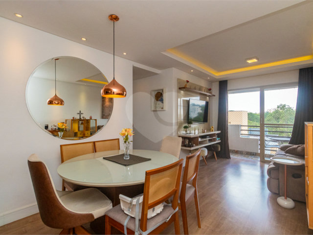 Apartamento à venda com 3 quartos, sendo 1 suíte,  em Jardim Marajoara, São Paulo, SP