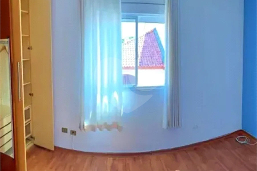 Sobrado à venda com 3 quartos, sendo 1 suíte, em City Recanto Anastácio, São Paulo, SP