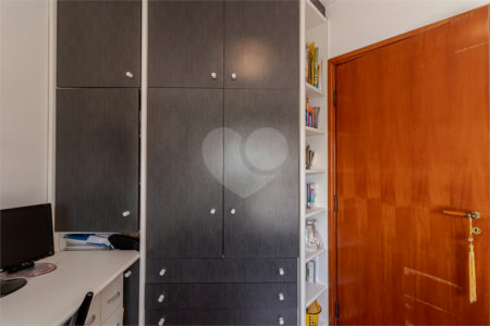Apartamento à venda com 3 suítes em Aclimação, São Paulo, SP