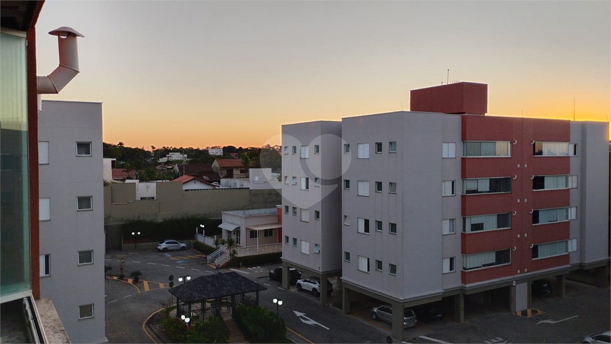 Apartamento à venda com 3 suítes em Pinheirinho, Vinhedo, SP