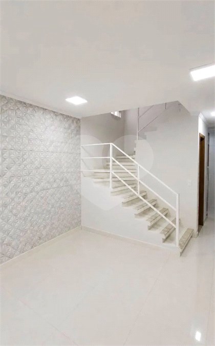 Sobrado à venda com 2 quartos em Jardim San Ressore (caucaia do Alto), Cotia, SP