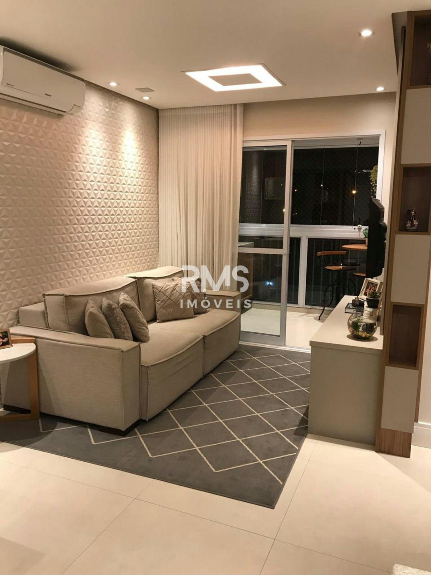 Belíssimo à venda com 3 quartos, sendo 1 suíte, no condomínio Residencial Ilhas Mediterrâneo, Itu - SP