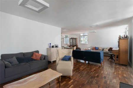 Apartamento à venda com 4 quartos, sendo 1 suíte, em Jardim Paulista, São Paulo, SP