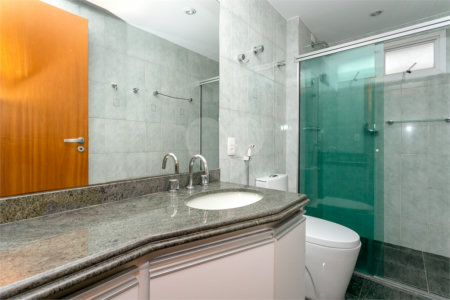 Apartamento à venda com 4 quartos, sendo 3 suítes, em Perdizes, São Paulo, SP