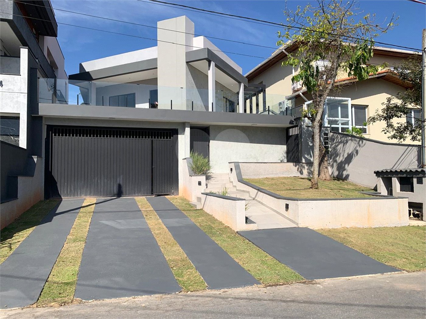 Casa à venda com 3 suítes em Aruã, Mogi das Cruzes, SP