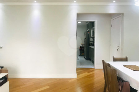 Apartamento à venda com 3 quartos, sendo 1 suíte,  no Centro, São Bernardo do Campo, SP