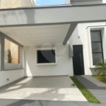 Casa à venda com 3 quartos, sendo 1 suíte, no condomínio Horto Florestal Villagio, Sorocaba - SP