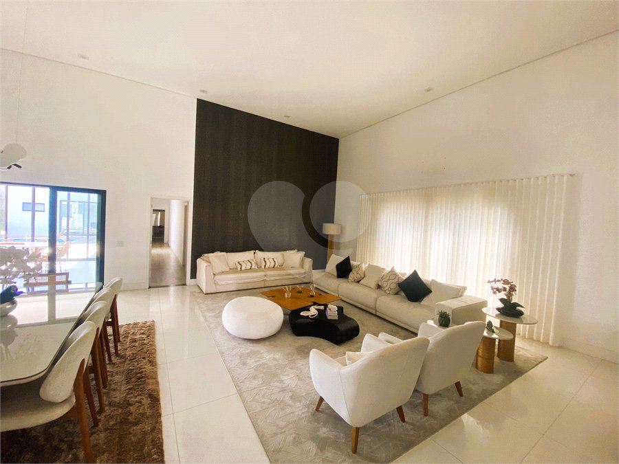Casa à venda com 3 suítes no condomínio Saint Patrick, Sorocaba - SP